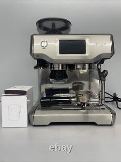 Sage The Barista Touch (594) Bean-to-Cup Coffee Machine SES880BSS Ref01